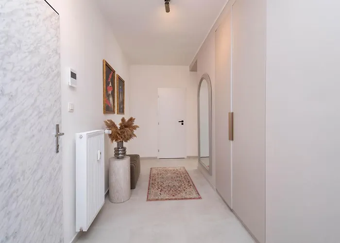 Amber Haven & Nordic Elegance Apartment